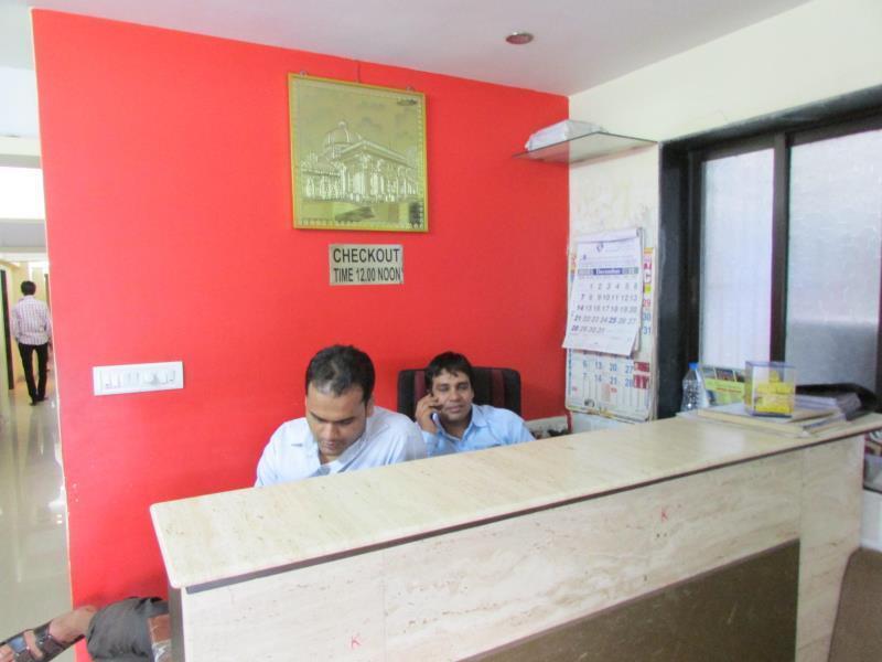 Oyo 49867 Hotel Kalpana Residency Mumbai Exterior photo